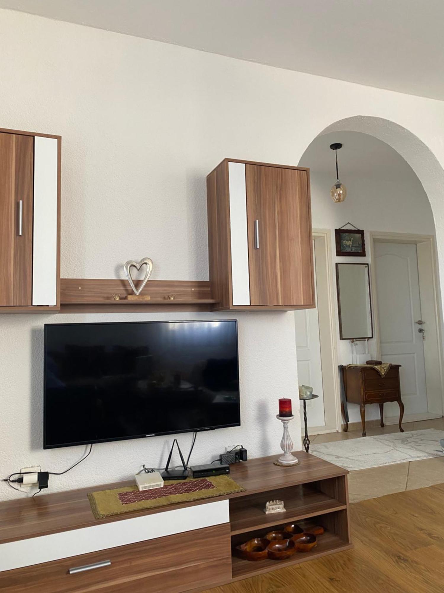 Guest House Kruna Улцинь Экстерьер фото